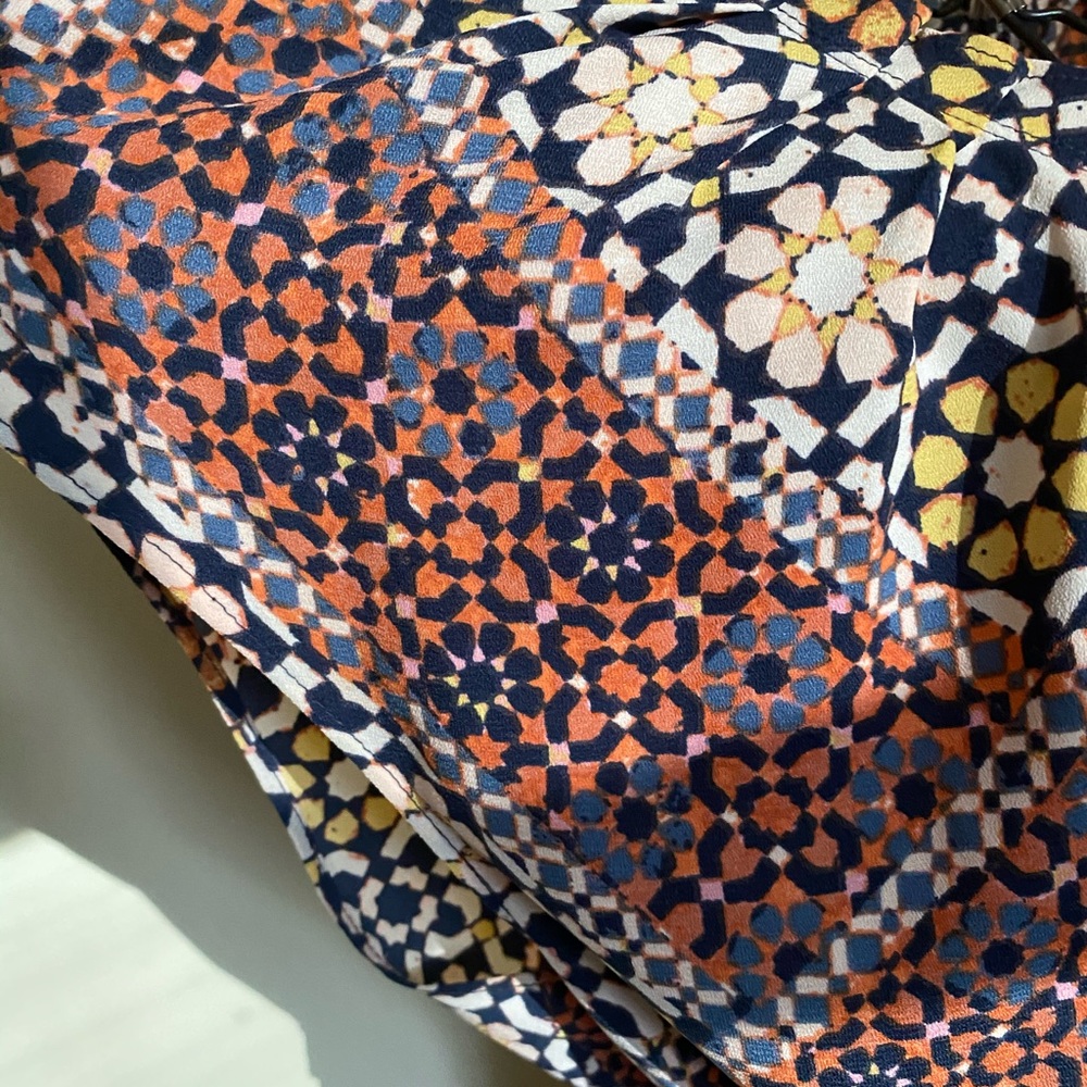 Lauren Conrad Pleated Abstract Mosaic Print Shift Dress  XXL, Peachy Orange - Picture 4 of 9